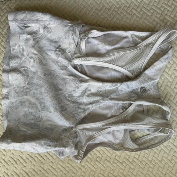 Lululemon Top - Picture 2 of 2